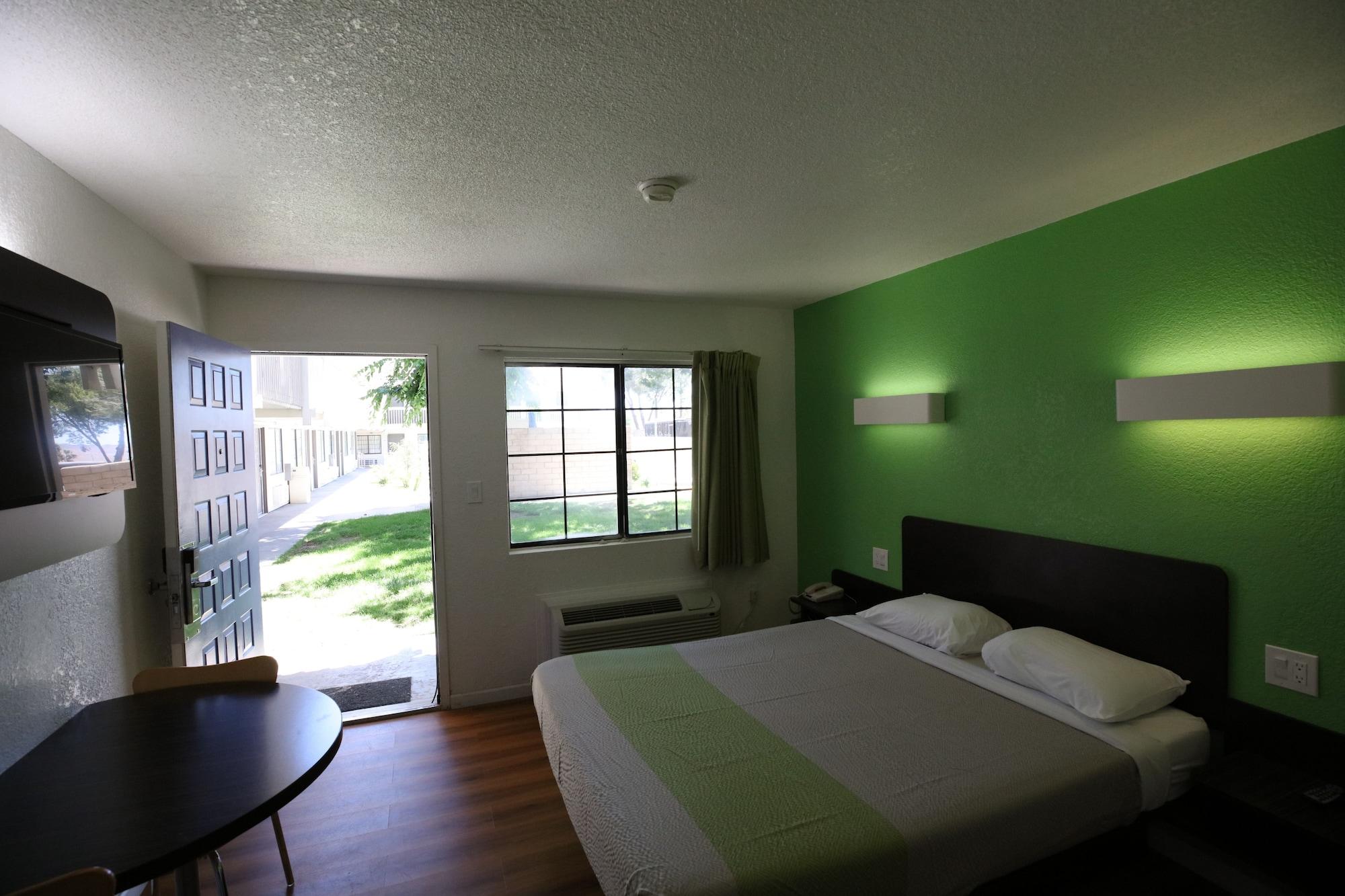 Motel 6-Barstow, Ca Bagian luar foto