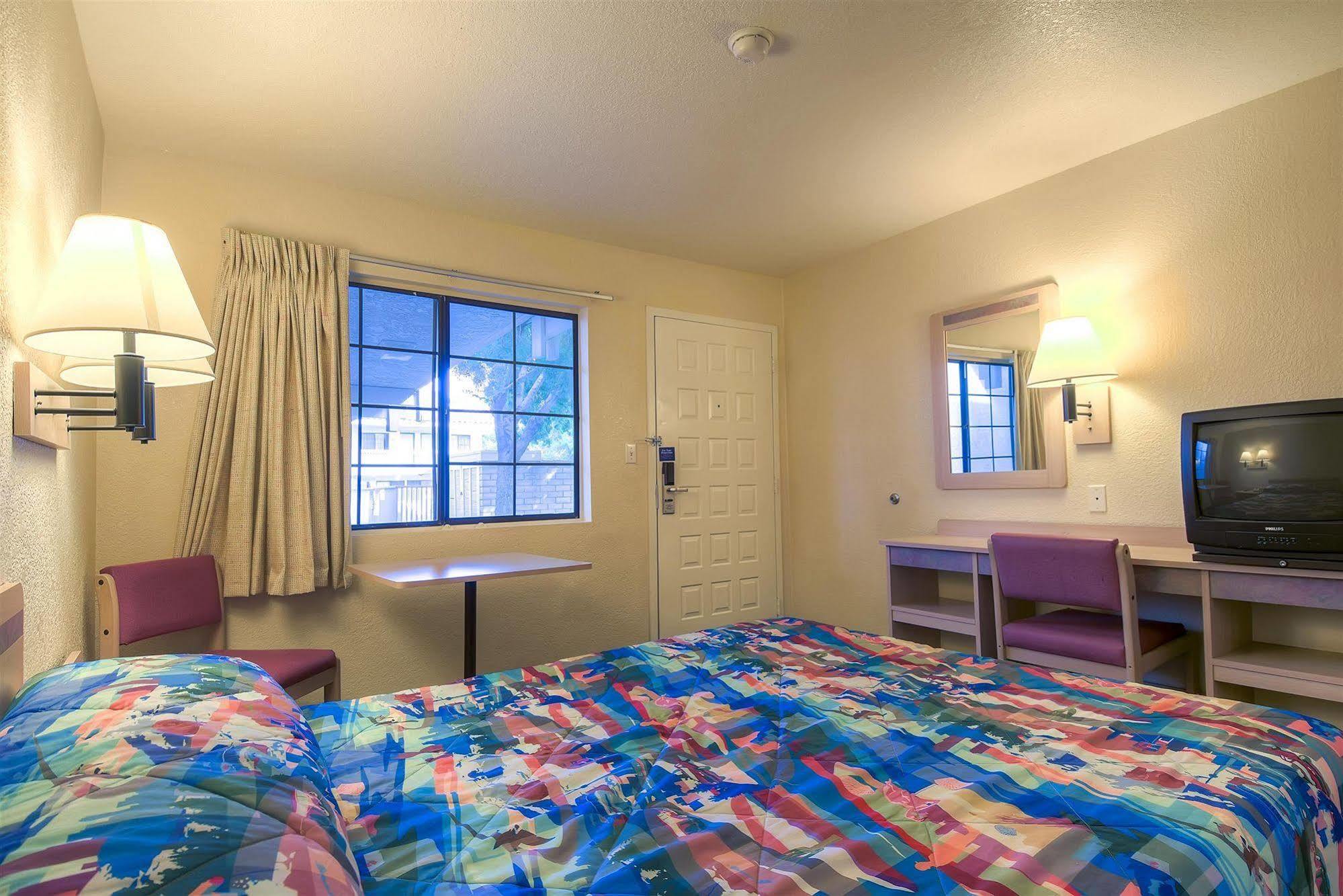 Motel 6-Barstow, Ca Bagian luar foto