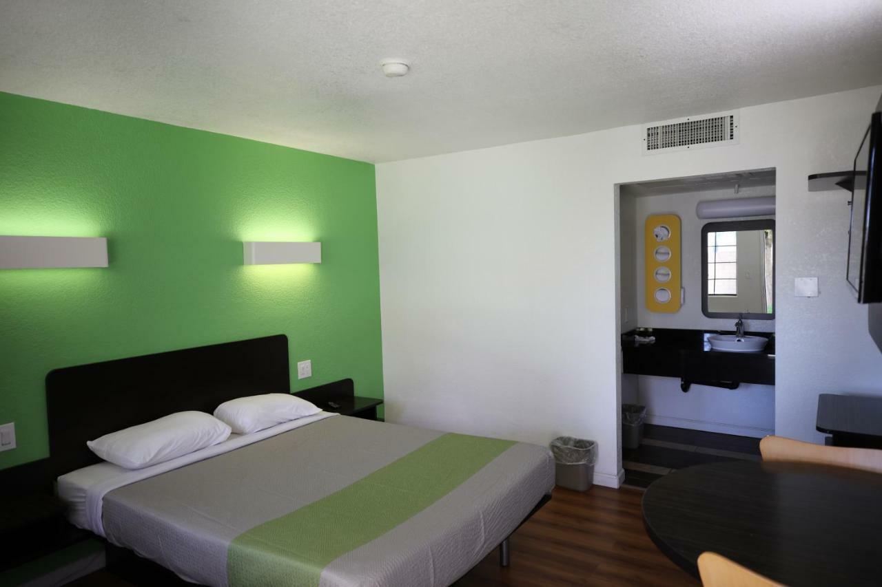 Motel 6-Barstow, Ca Bagian luar foto